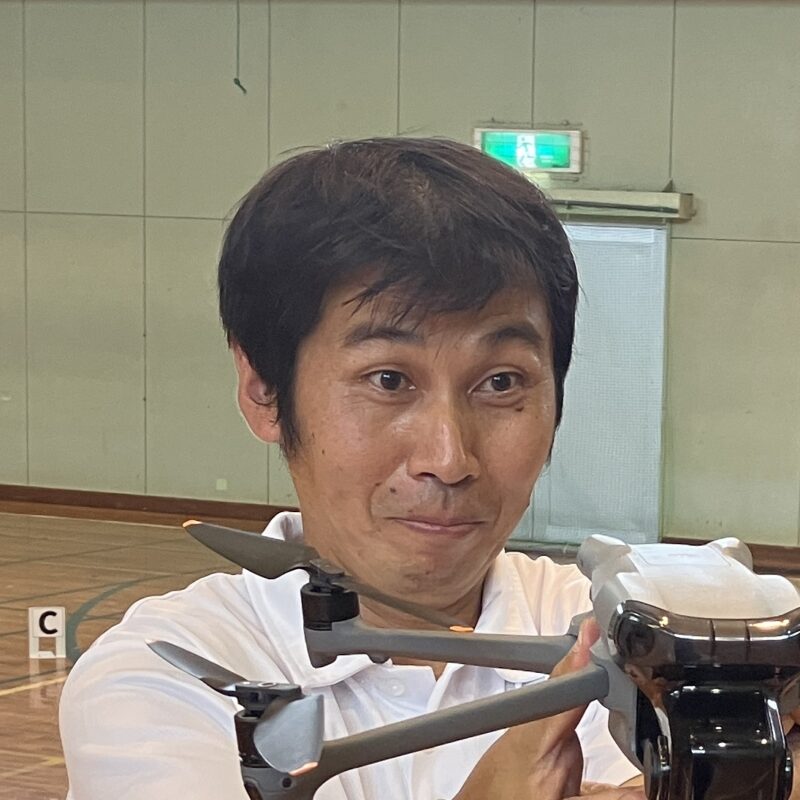 東出 圭司